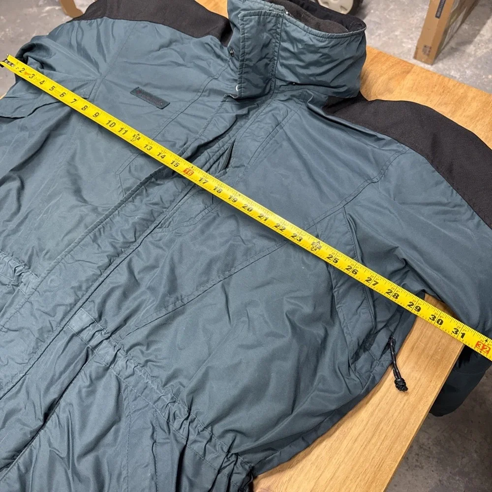 Columbia Sportswear Company this vintage